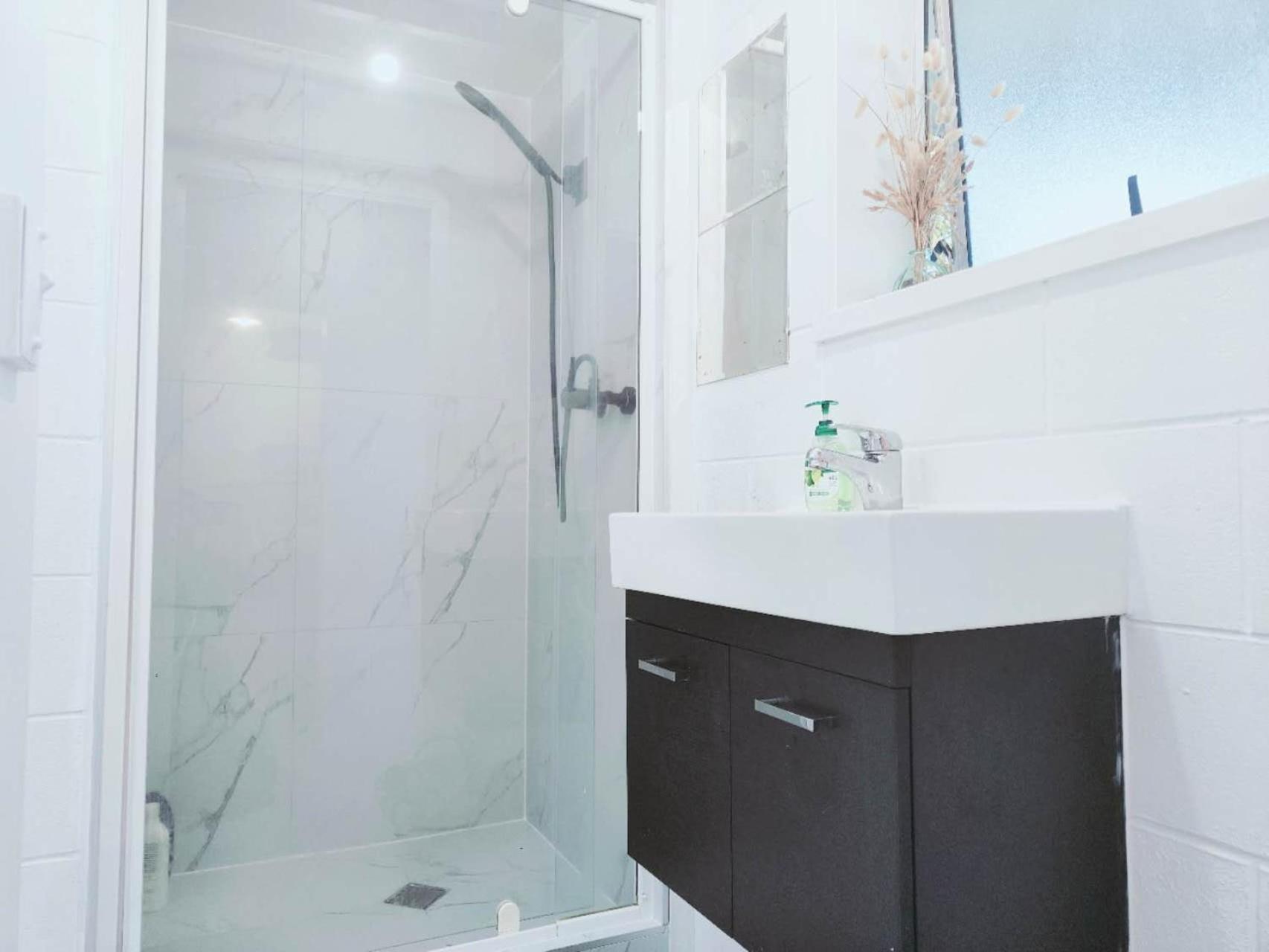 2 Bedroom Guest Suite In North Shore 오클랜드 외부 사진